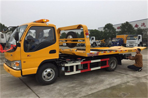 福州哪里有拖车服务