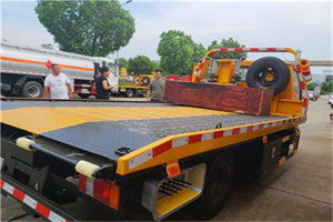 福州附近拖车电话号码服务